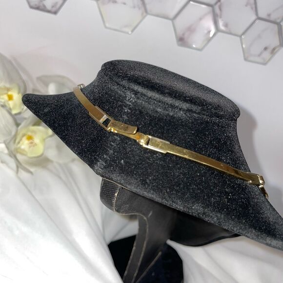 Elegant Hecho A Mano Gold Necklace with beautiful dark Blue Lapis Pendant - Picture 7 of 13